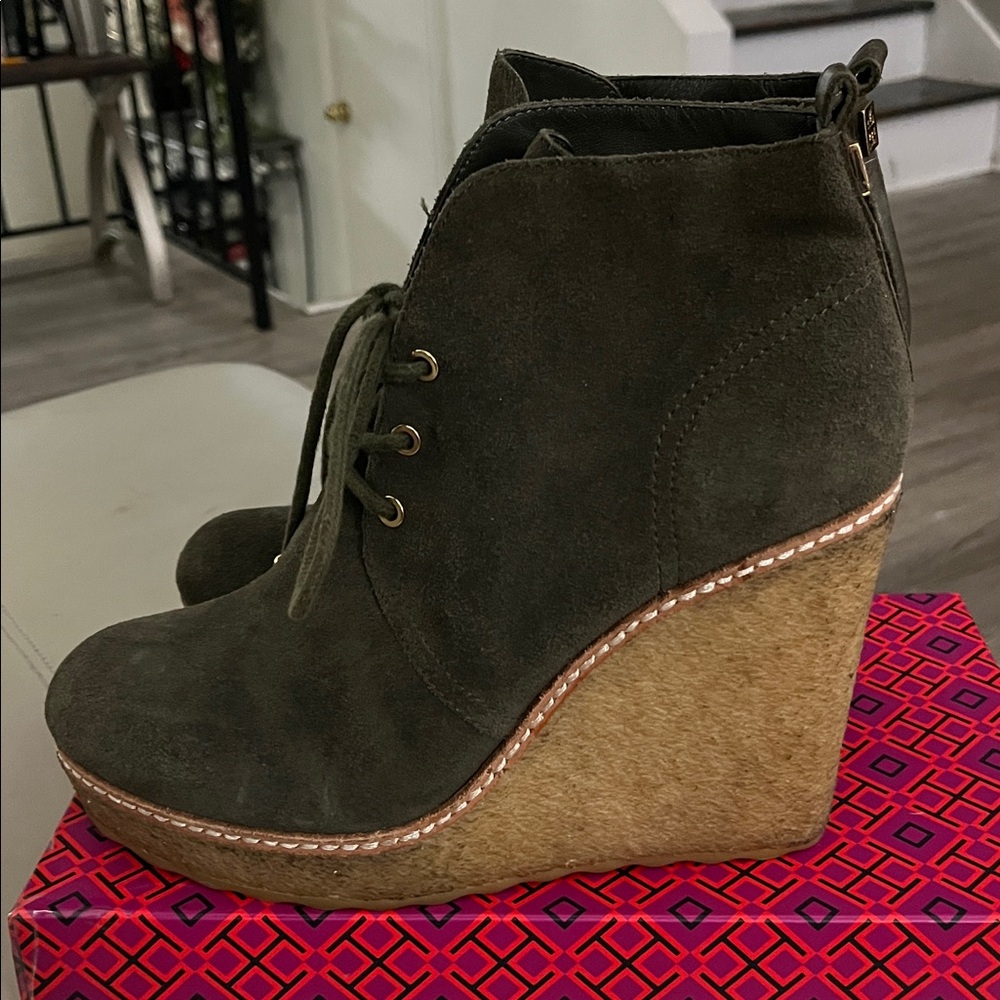 Tory Burch Olive Green Wedge Ankle Boots - Picture 6 of 15